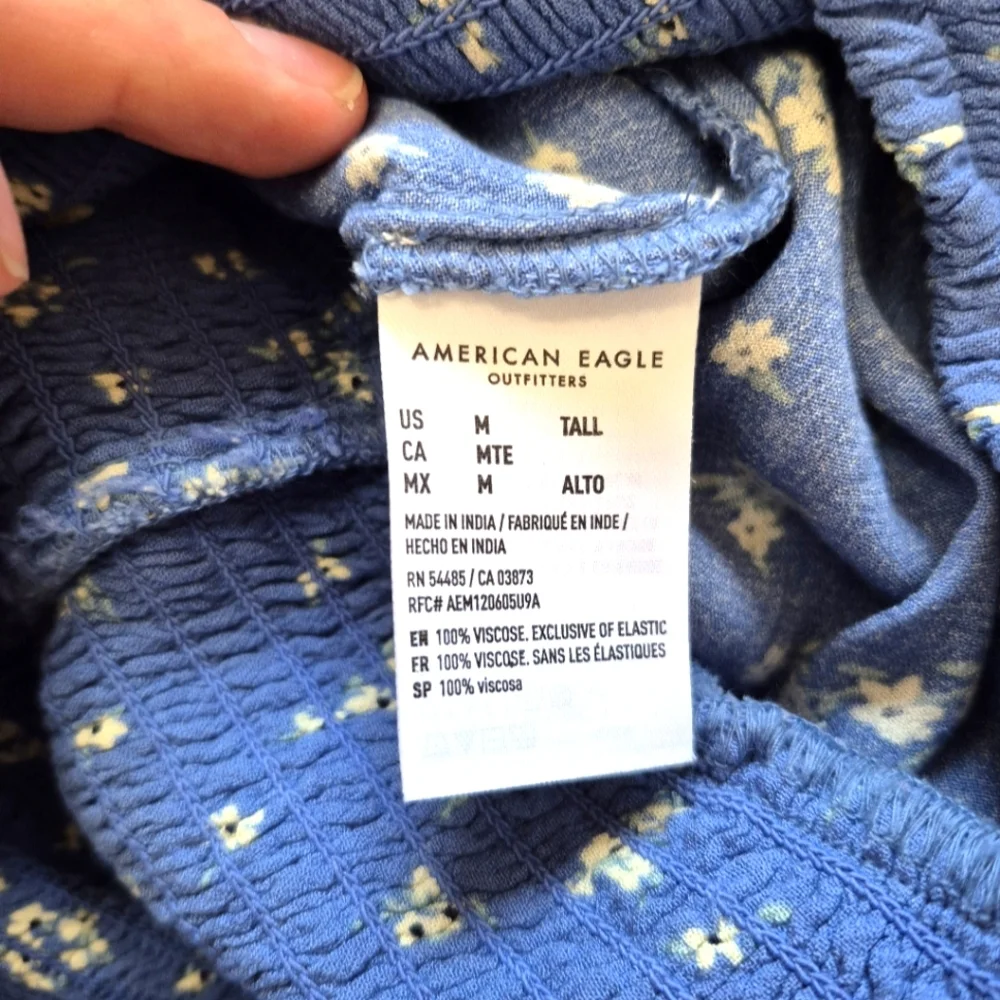 American Eagle Women’s Blue Floral Smocked Halter Jumpsuit with Pockets – Size M - Picture 7 of 7